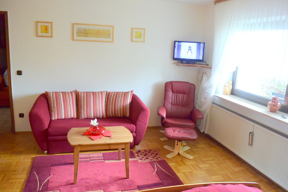 Ferienwohnung "Haus am Burgwaldpfad" -- Herzlich Willkommen